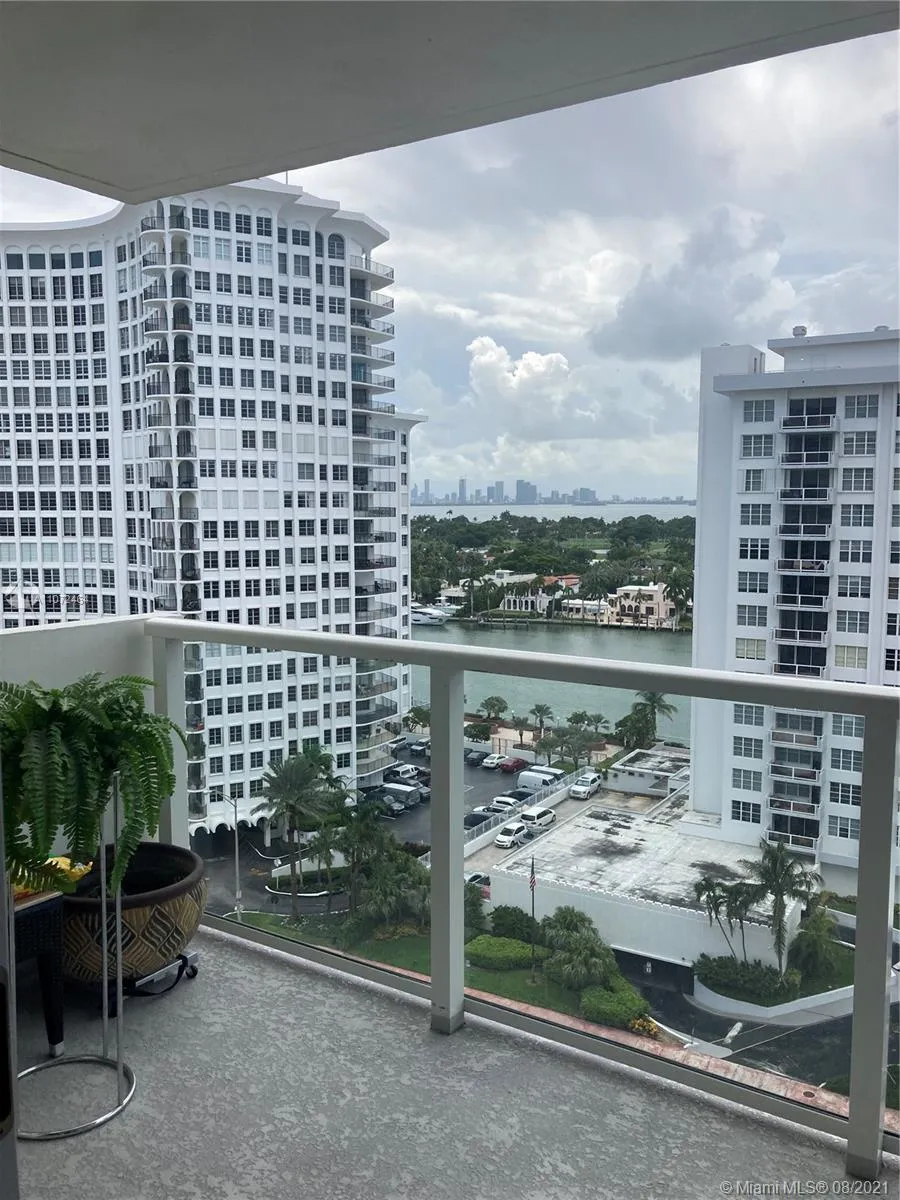 5701 Collins Ave # 1215, Miami Beach FL 33140