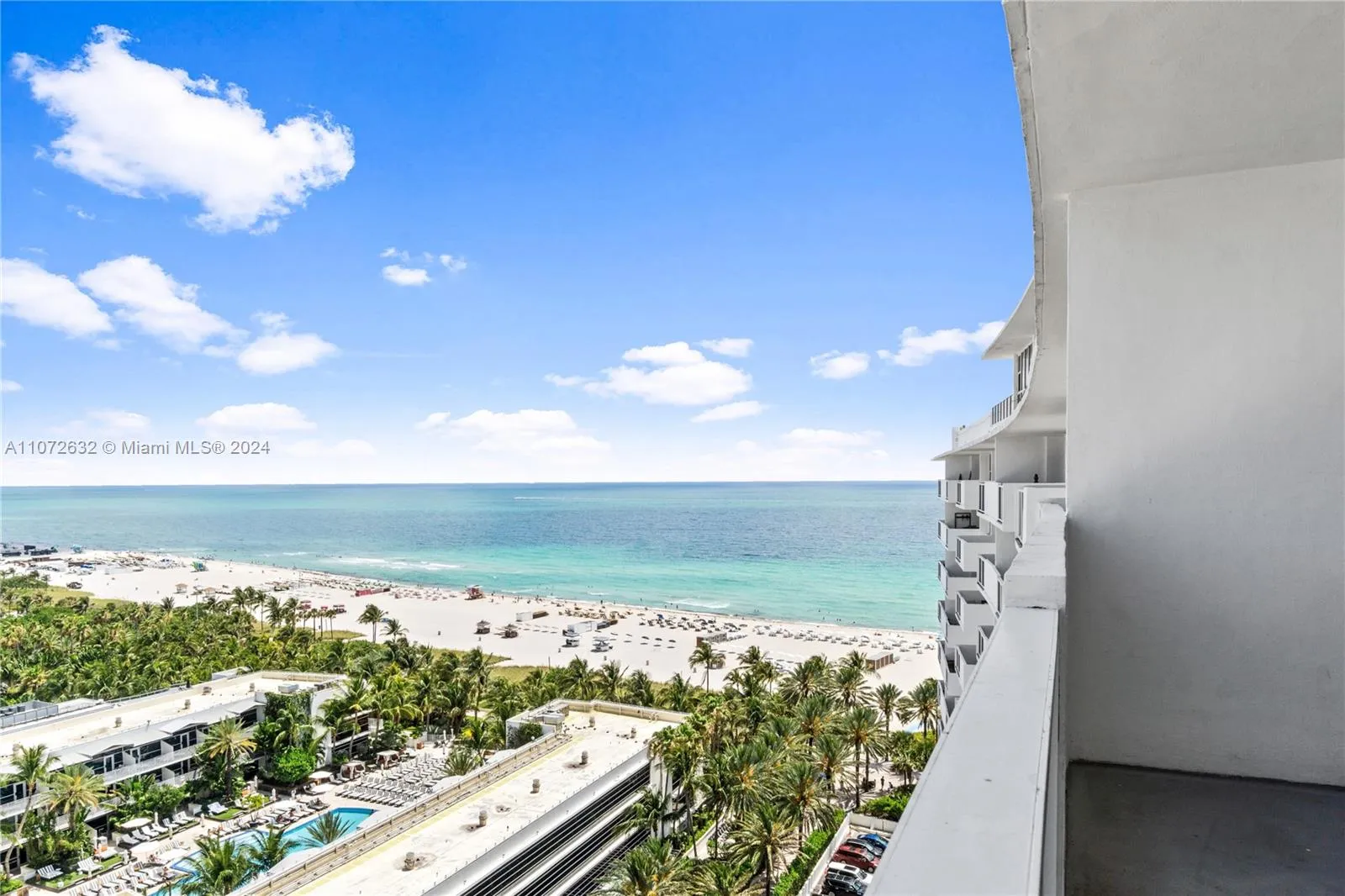 1 bedroom 1 bath for rent at 100 Lincoln Rd # 1627, Miami Beach FL 33139