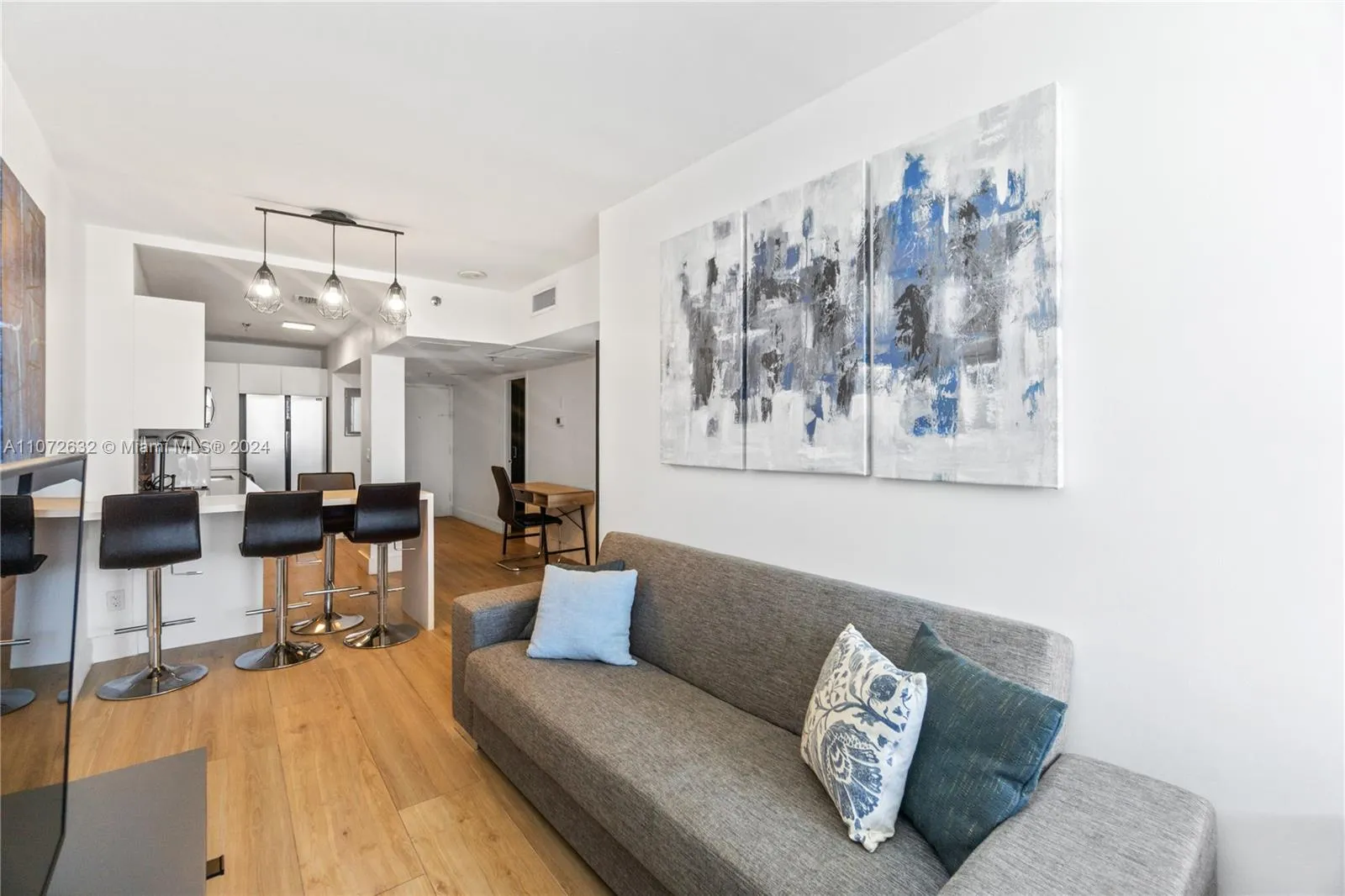 100 Lincoln Rd # 1627, Miami Beach FL 33139