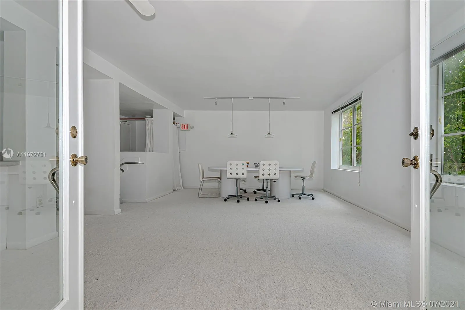 1460 Ocean Dr # 205, Miami Beach FL 33139