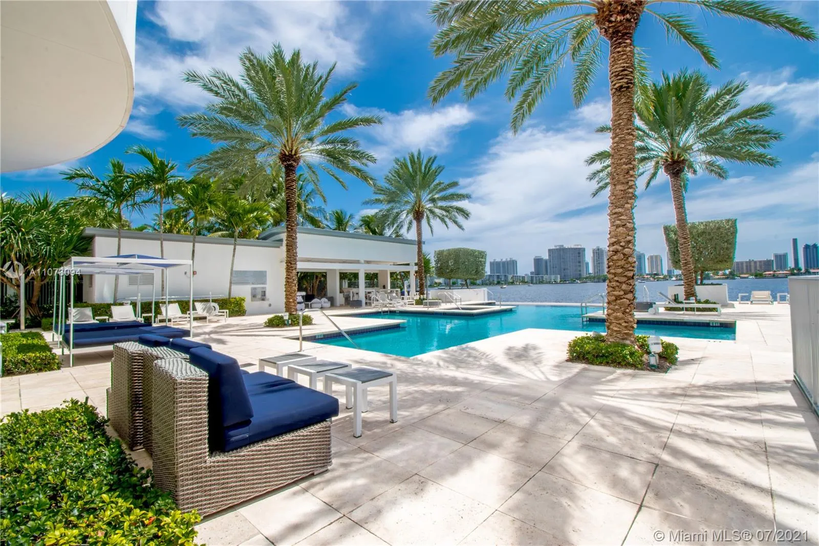 17301 Biscayne Blvd # 506, North Miami Beach FL 33160