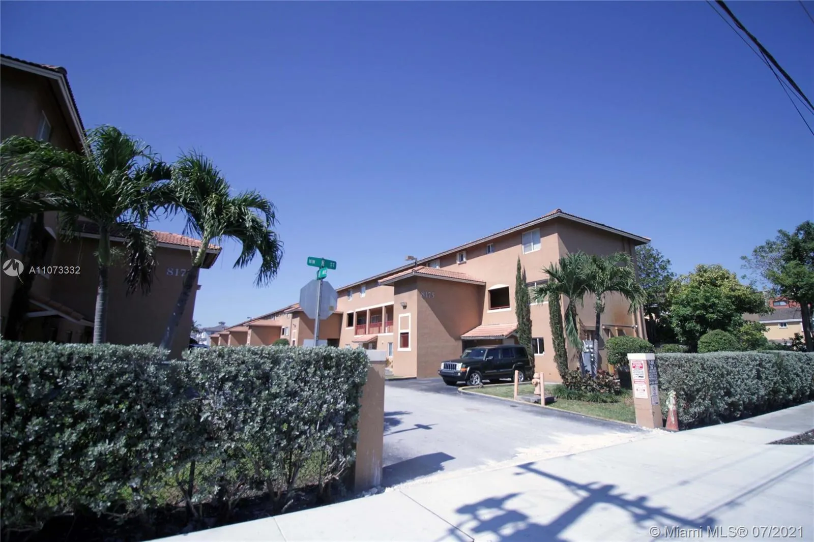 8175 NW 8th St # A7, Miami FL 33126