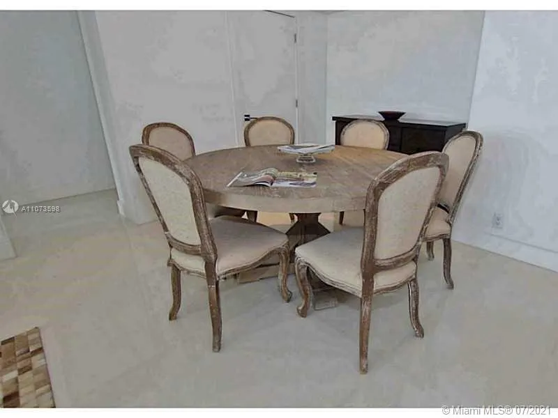 100 Bayview Dr # 701, Sunny Isles Beach FL 33160