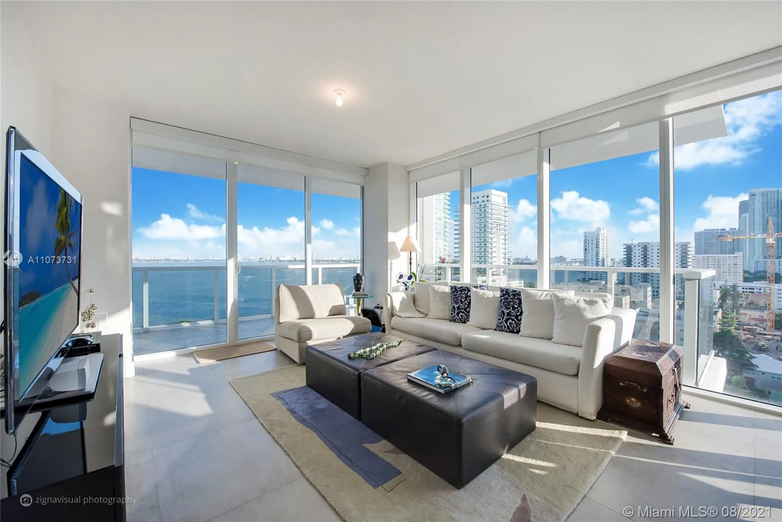 3 bedroom 2 bath for sale at 600 NE 27th St # 1405, Miami FL 33137