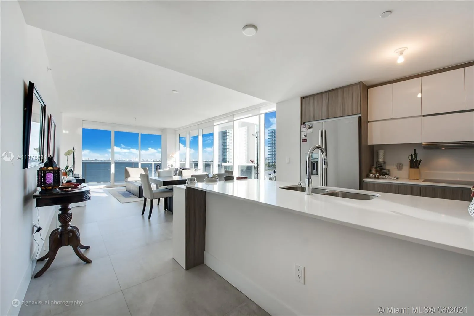 600 NE 27th St # 1405, Miami FL 33137