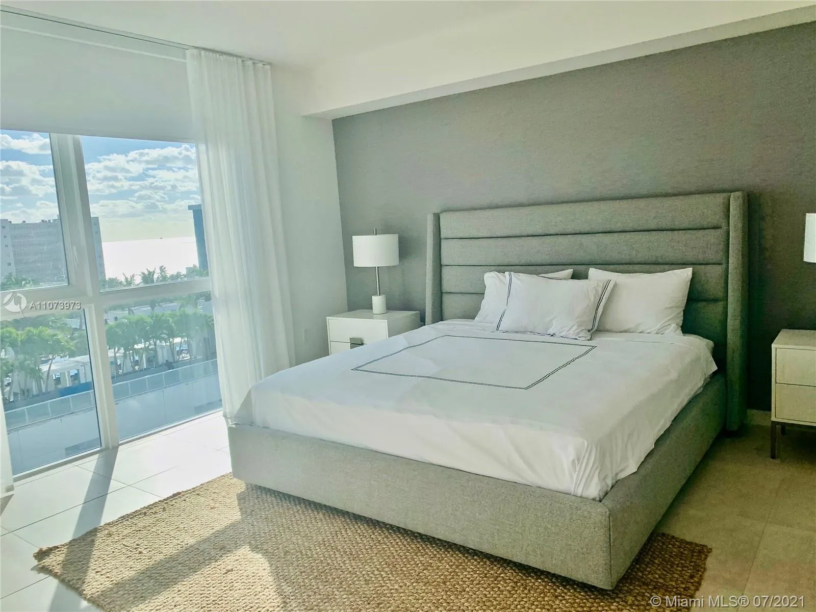 2 bedroom 2 bath for sale at 401 N Birch Rd # 915, Fort Lauderdale FL 33304