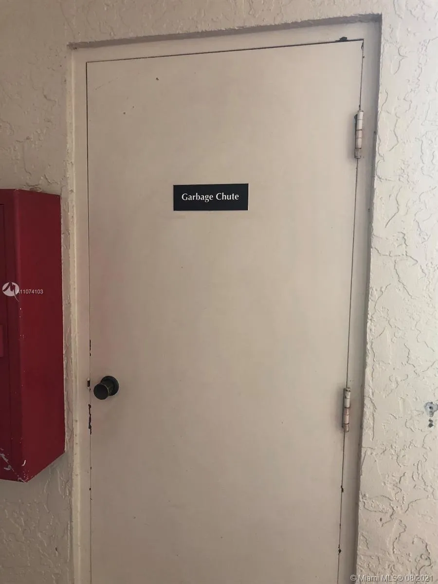 6328 W Longboat Ln W # 201, Boca Raton FL 33433