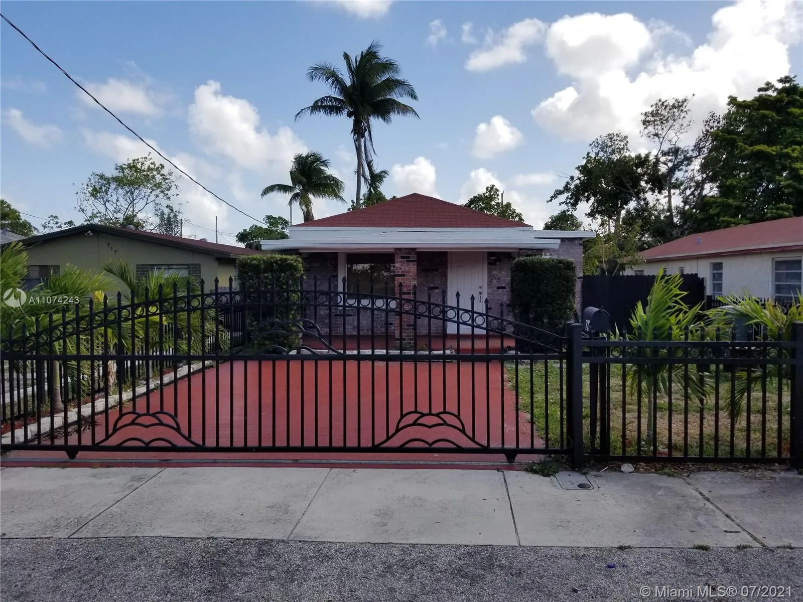 3 bedroom 2 bath for sale at 721 NW 6th St, Hallandale Beach FL 33009