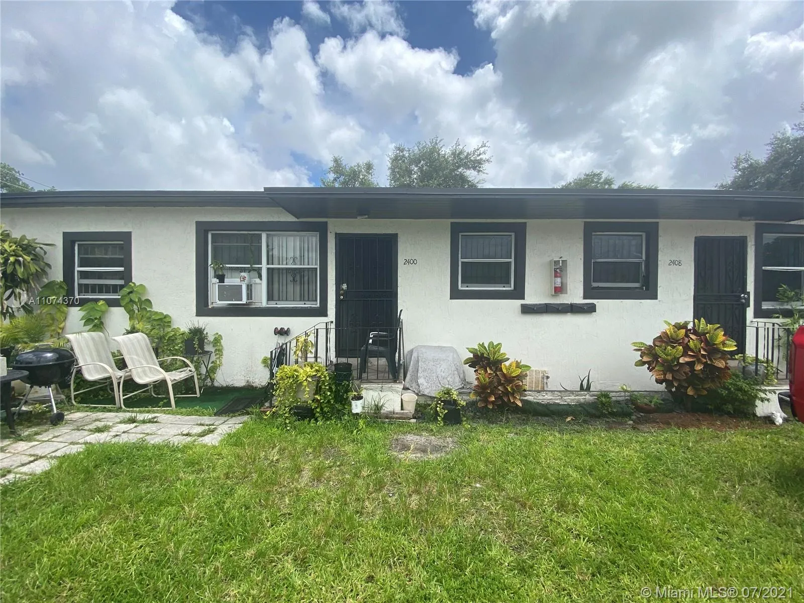 2400 NW 61st St, Miami FL 33142