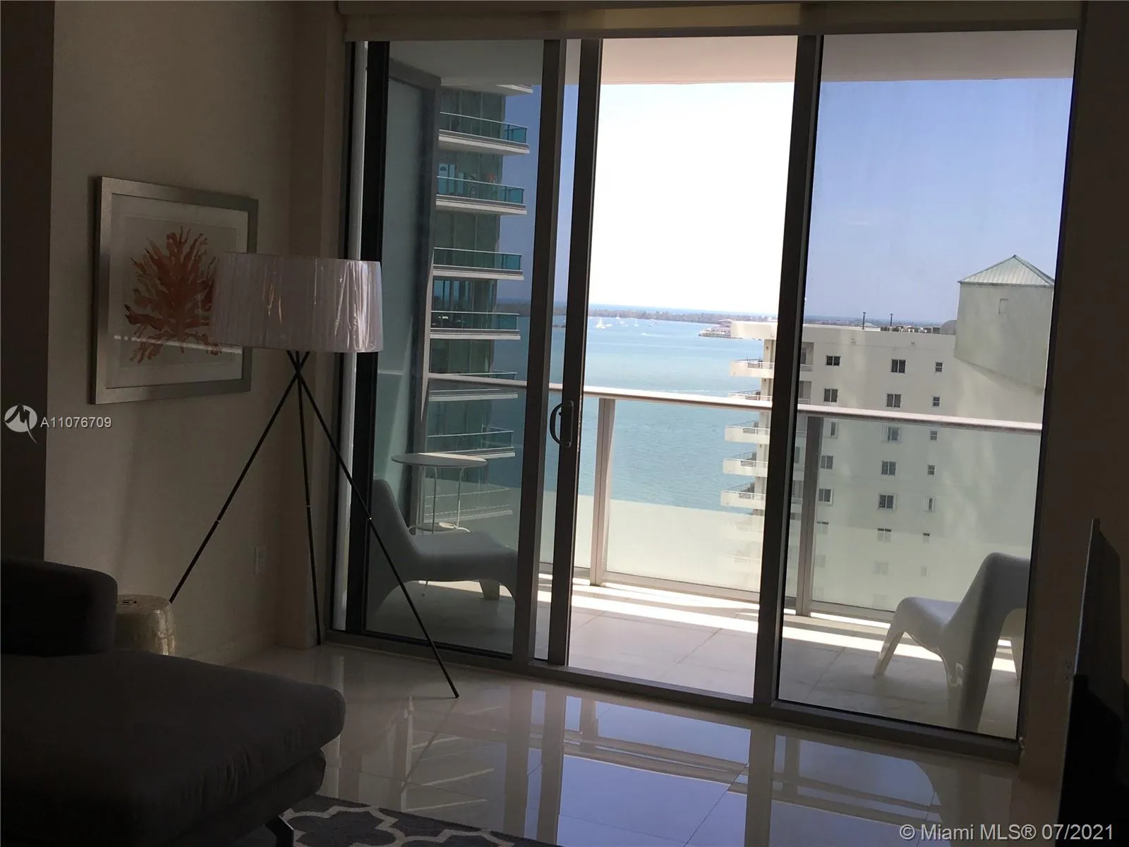 1300 Brickell Bay Drive # 1607, Miami FL 33131