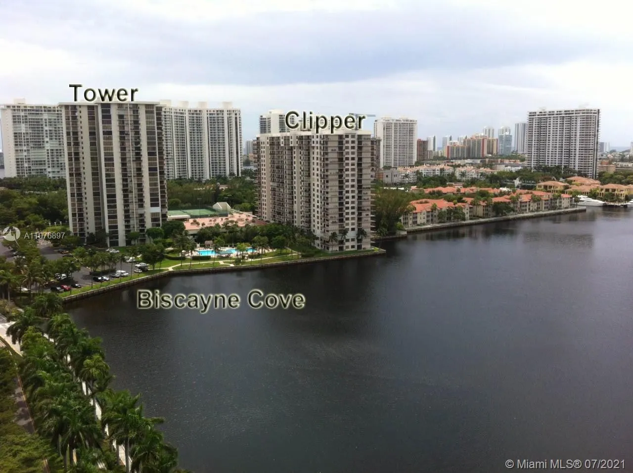 2 bedroom 2 bath for sale at 18151 NE 31st Ct # 1907, Aventura FL 33160