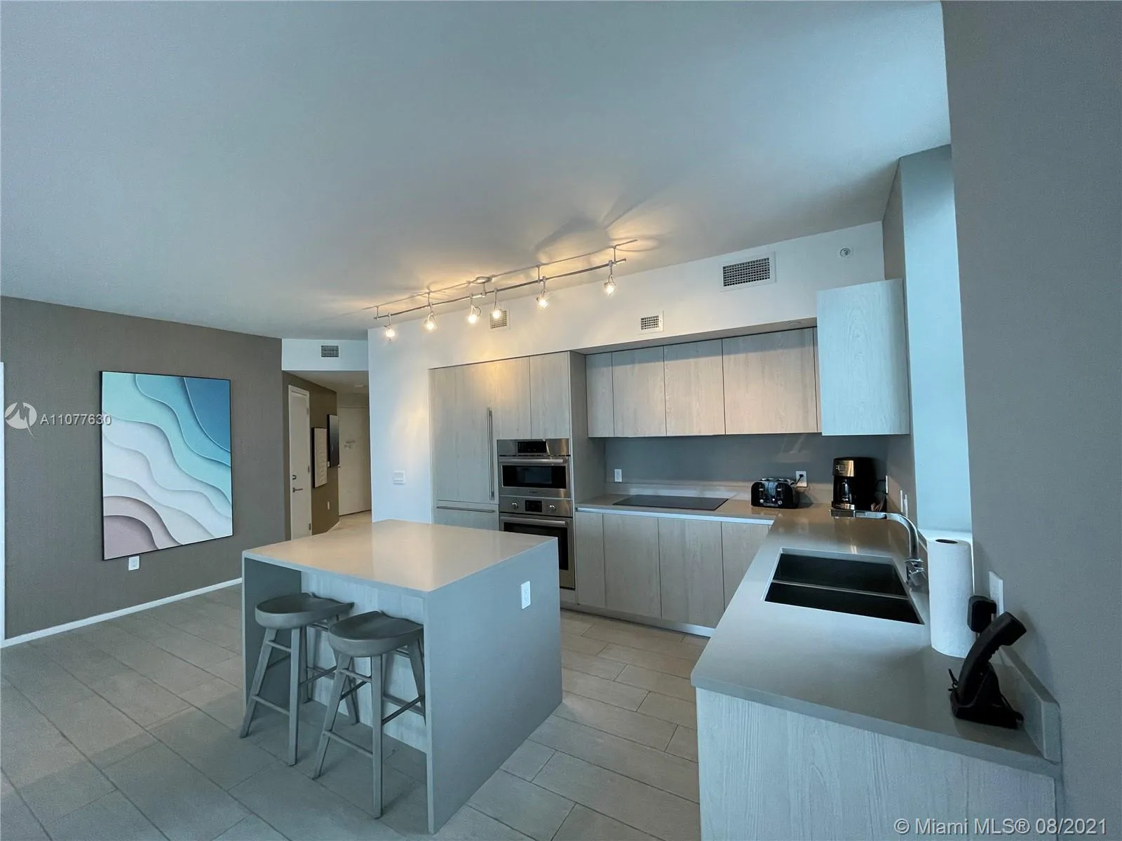 4010 S Ocean Dr # R2009, Hollywood FL 33019