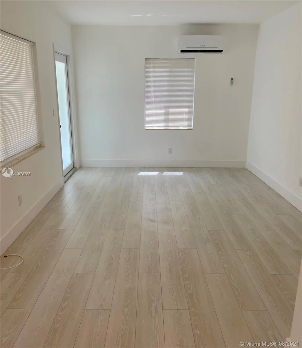 242 NE 55th Ter, Miami FL 33137