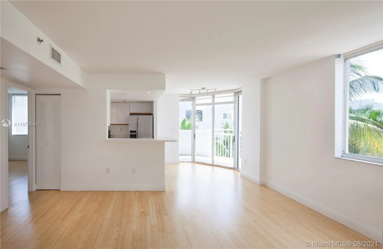 1621 Bay Rd # 408, Miami Beach FL 33139