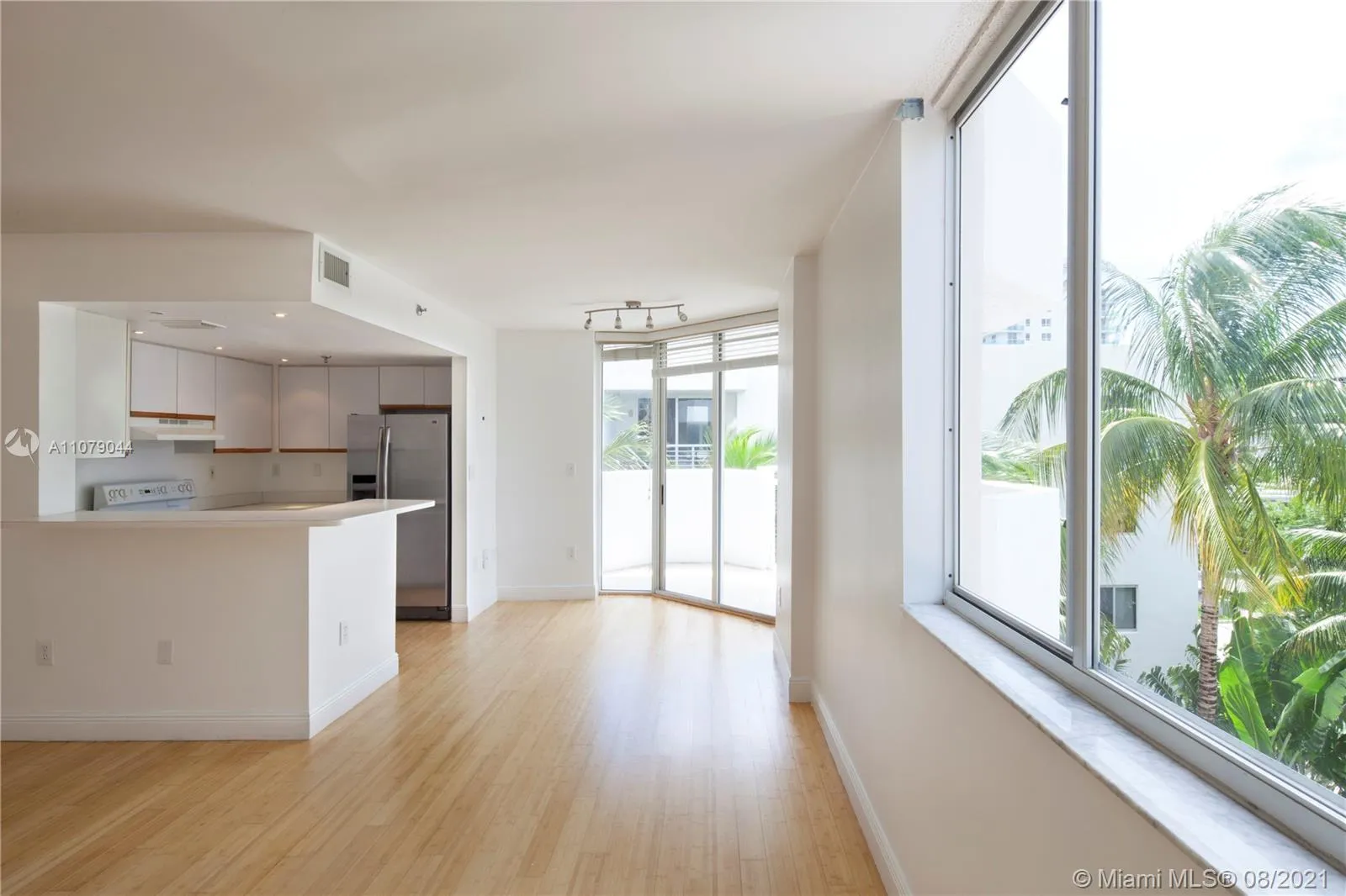 1621 Bay Rd # 408, Miami Beach FL 33139