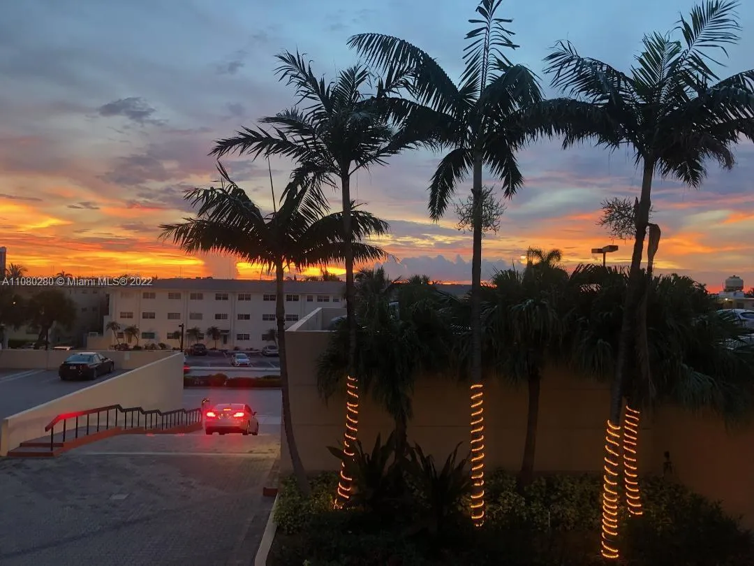 2401 S Ocean Dr # 304, Hollywood FL 33019