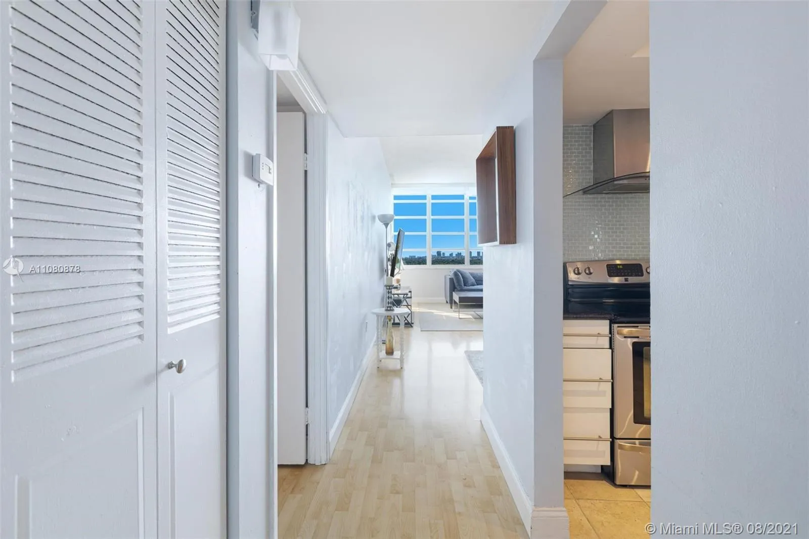 1301 NE Miami Gardens Dr # 1702W, Miami FL 33179