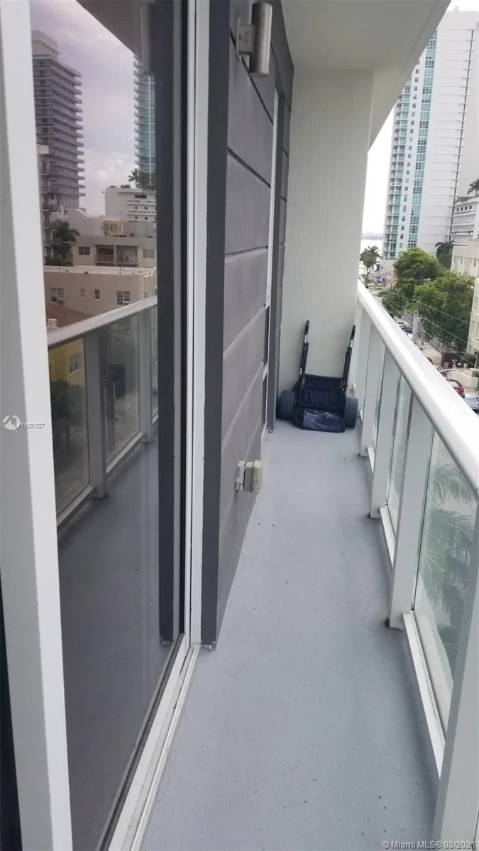 1 bedroom 1 bath for sale at 321 NE 26th St # 511, Miami FL 33137