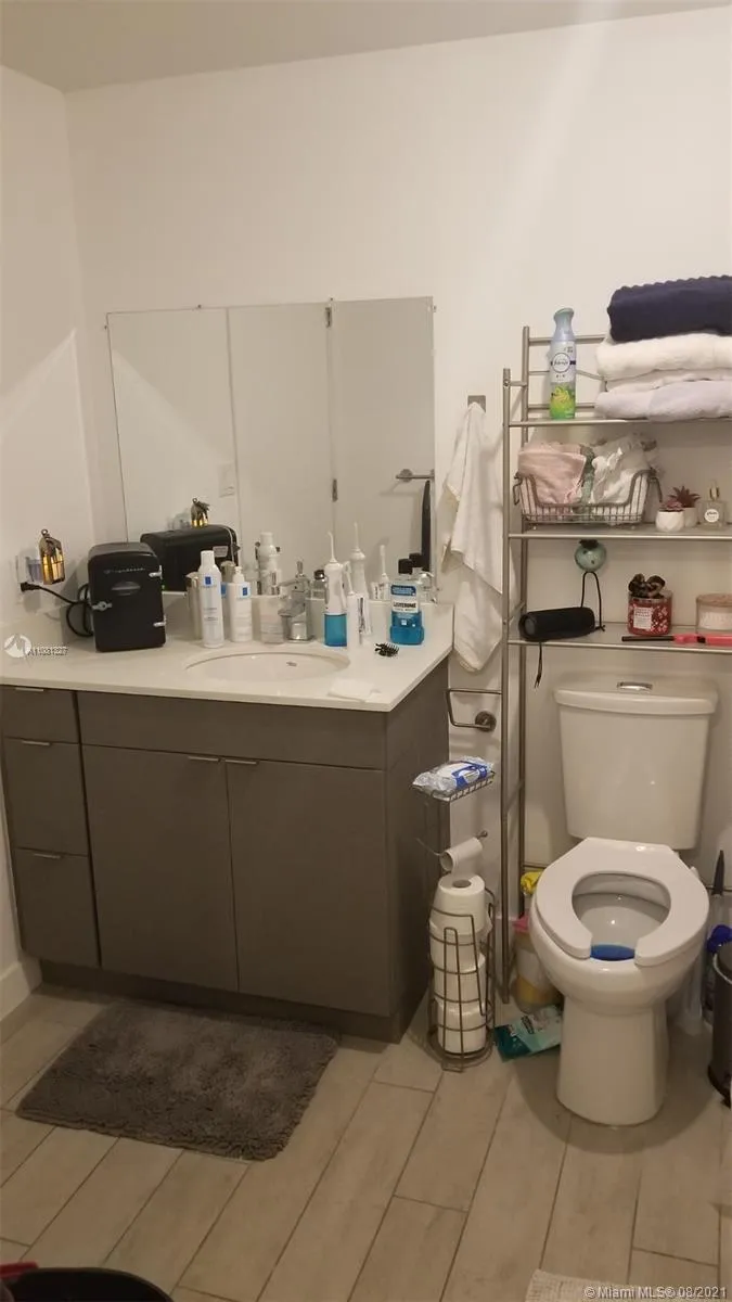 321 NE 26th St # 511, Miami FL 33137