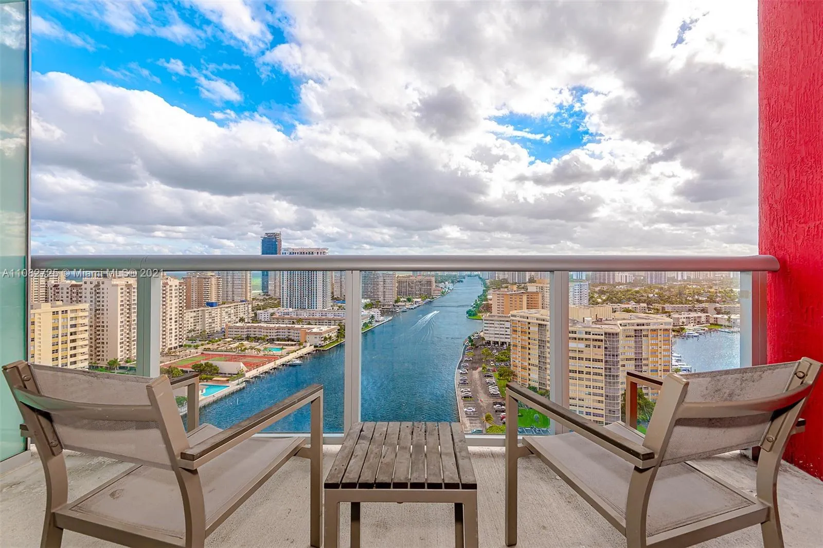 2 bedroom 2 bath for sale at 2602 E Hallandale Beach Blvd # R2303, Hallandale Beach FL 33009