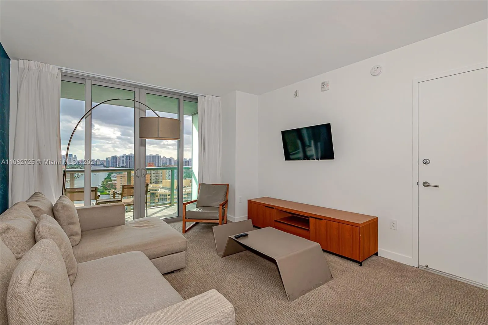 2602 E Hallandale Beach Blvd # R2303, Hallandale Beach FL 33009