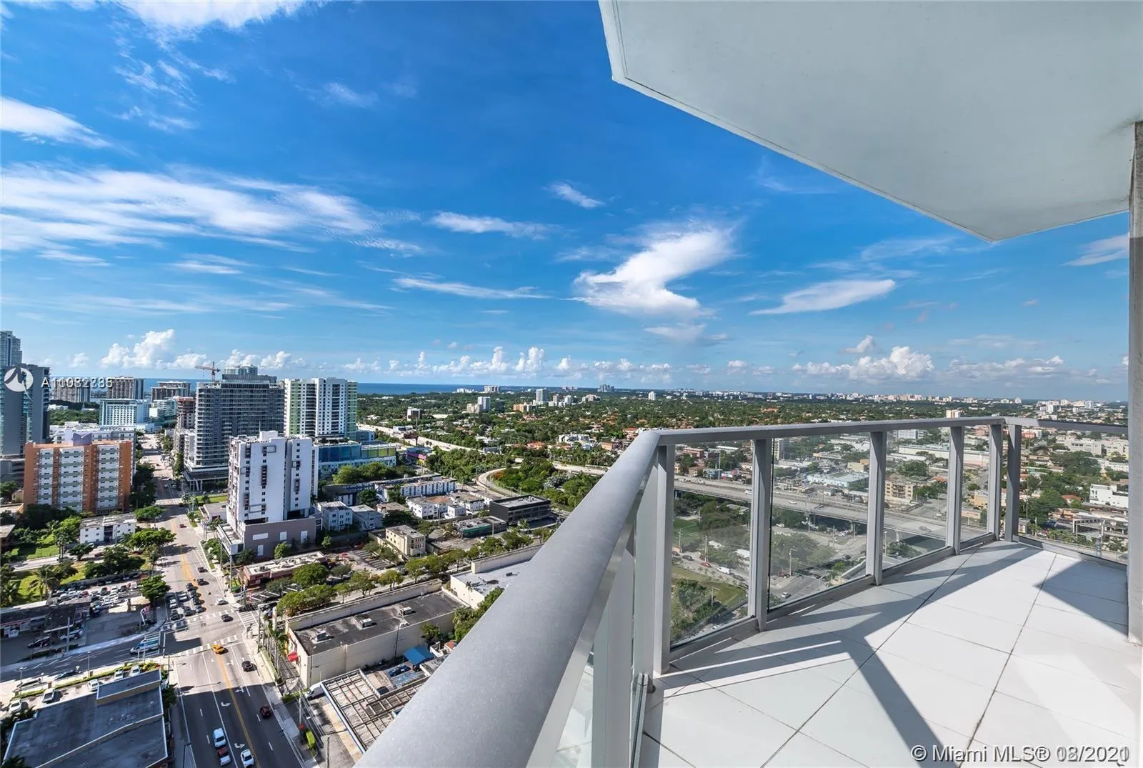 185 SW 7th St # 3502, Miami FL 33130