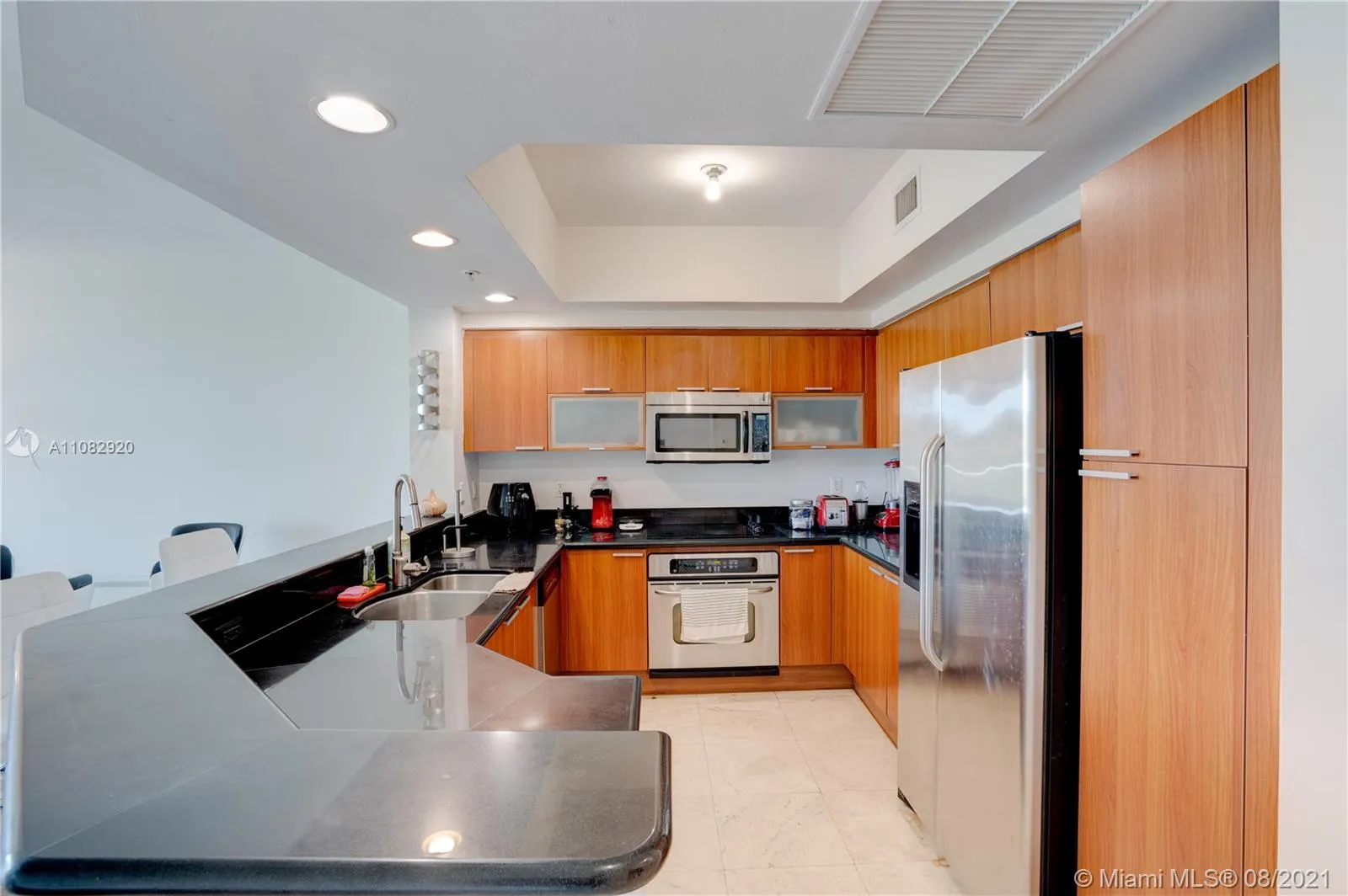 15051 Royal Oaks Ln # 503, North Miami FL 33181