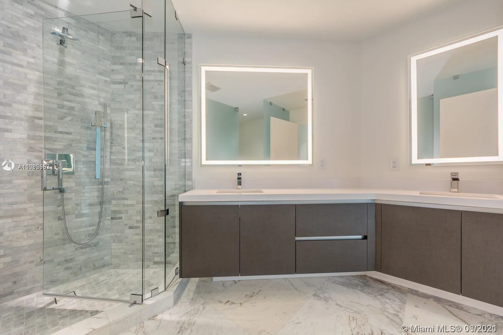 851 NE 1st Ave # 4207, Miami FL 33132