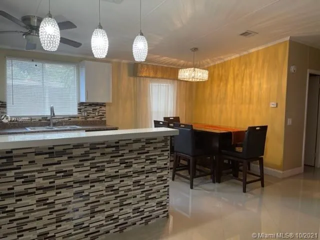 3 bedroom 2 bath for sale at 100 NE 6th Ave, Homestead FL 33030