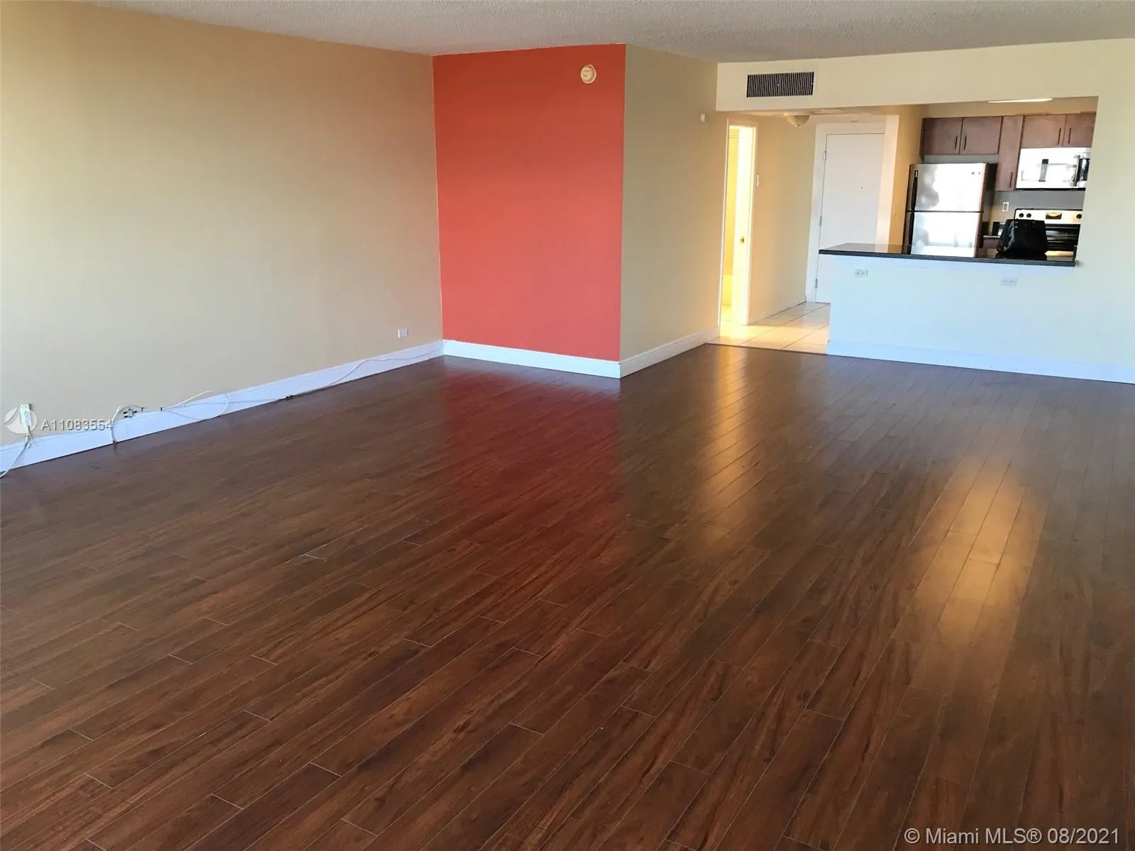 2301 Collins Ave # 628, Miami Beach FL 33139