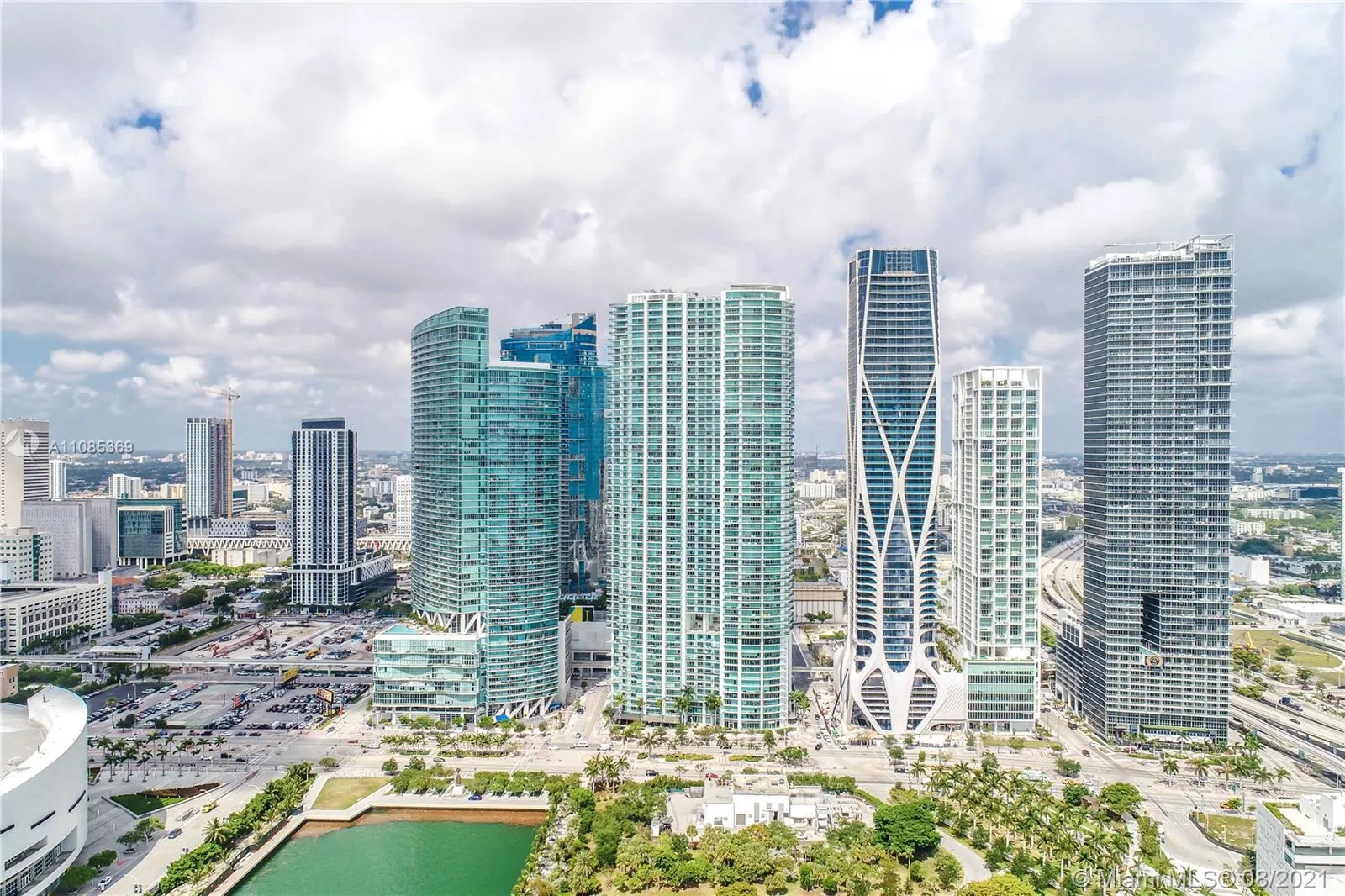 3 bedroom 3 bath for sale at 900 Biscayne Blvd # 501, Miami FL 33132