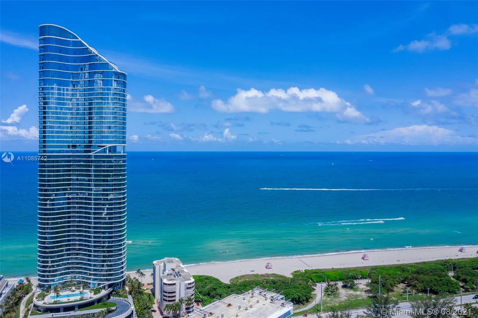 4 bedroom 5 bath for sale at 15701 Collins Ave # 4105, Sunny Isles Beach FL 33160