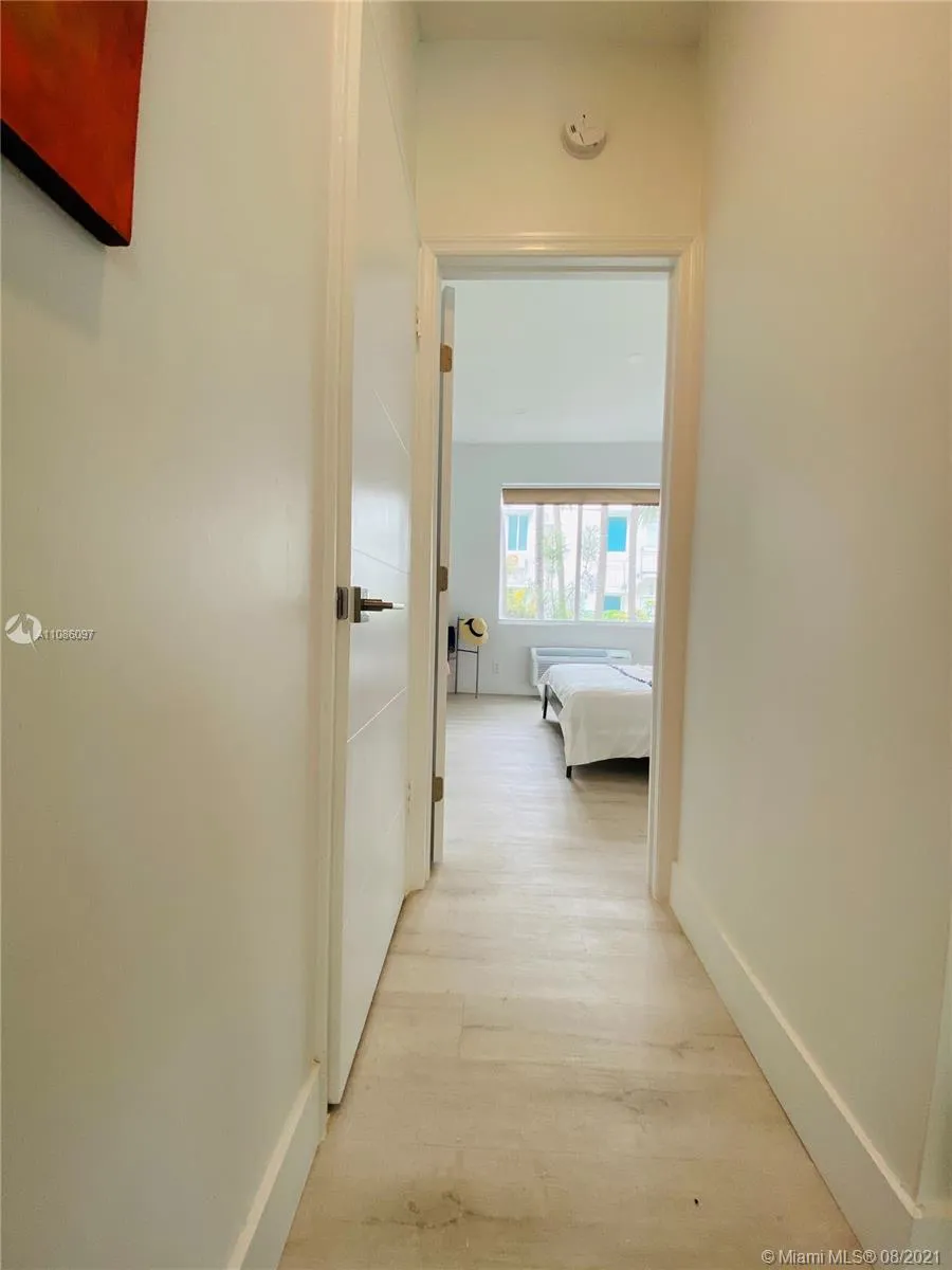 320 80th St # 7, Miami Beach FL 33141