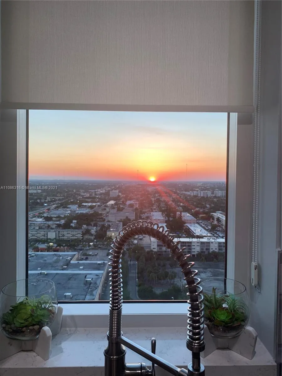 1745 E Hallandale Beach Blvd # 2407W, Hallandale Beach FL 33009