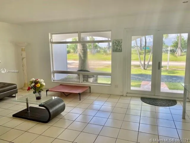 816 Polk St, Hollywood FL 33019