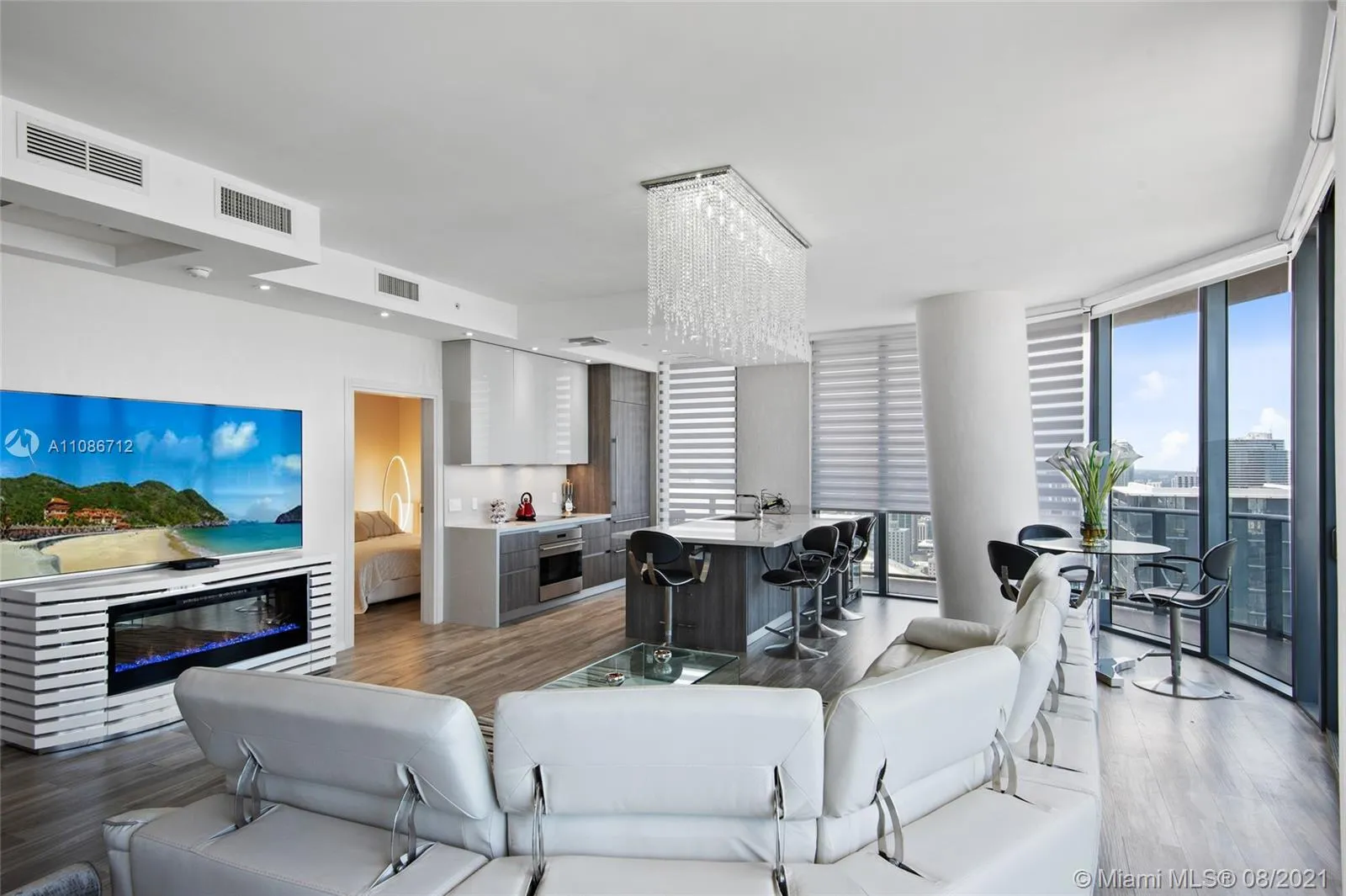 801 S Miami Ave # 5205, Miami FL 33130