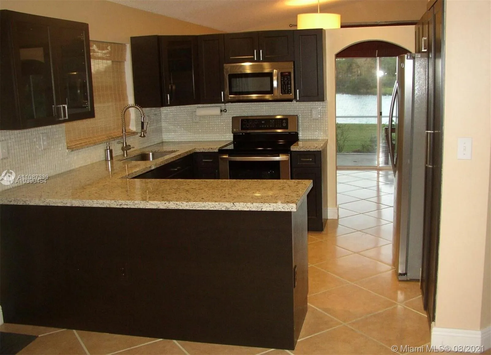 1901 NW 180th Way, Pembroke Pines FL 33029