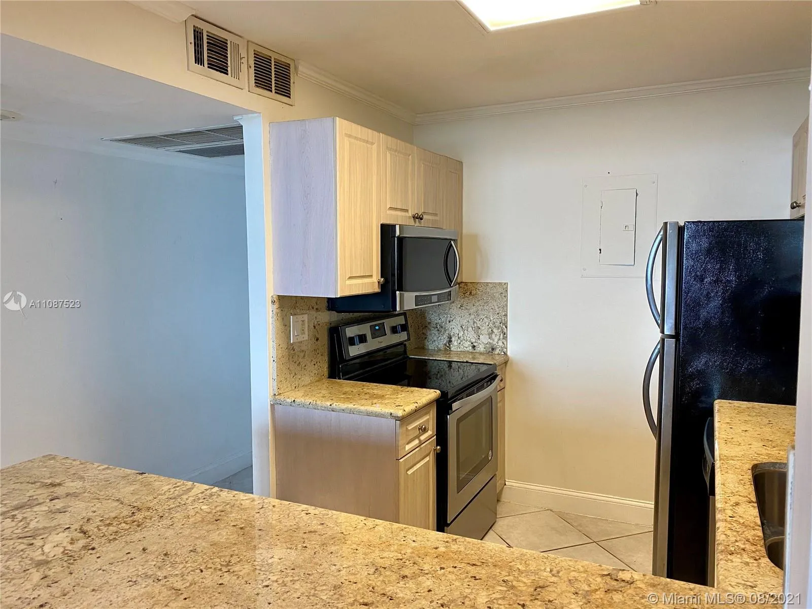 2301 Collins Ave # 842, Miami Beach FL 33139