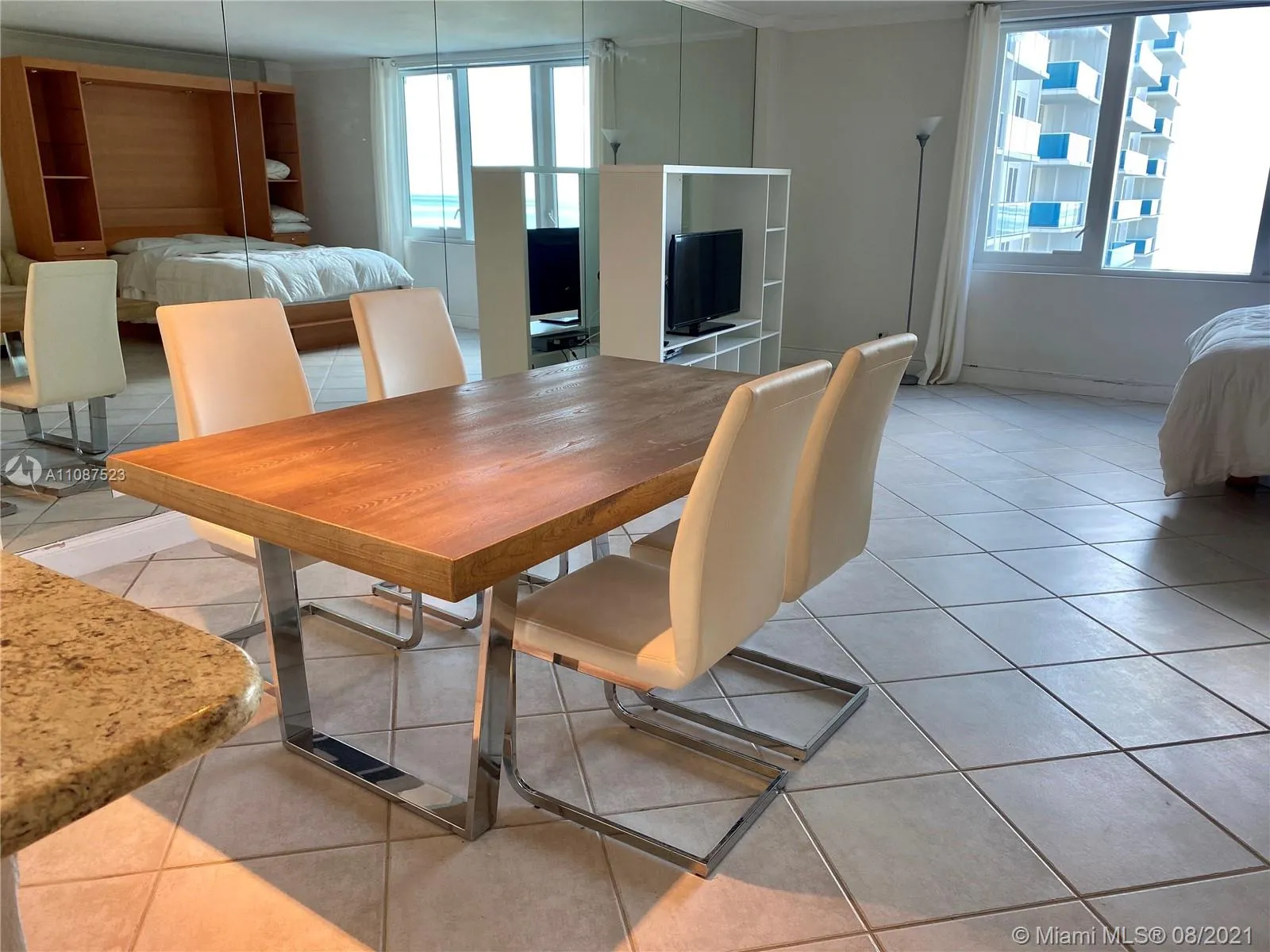 2301 Collins Ave # 842, Miami Beach FL 33139