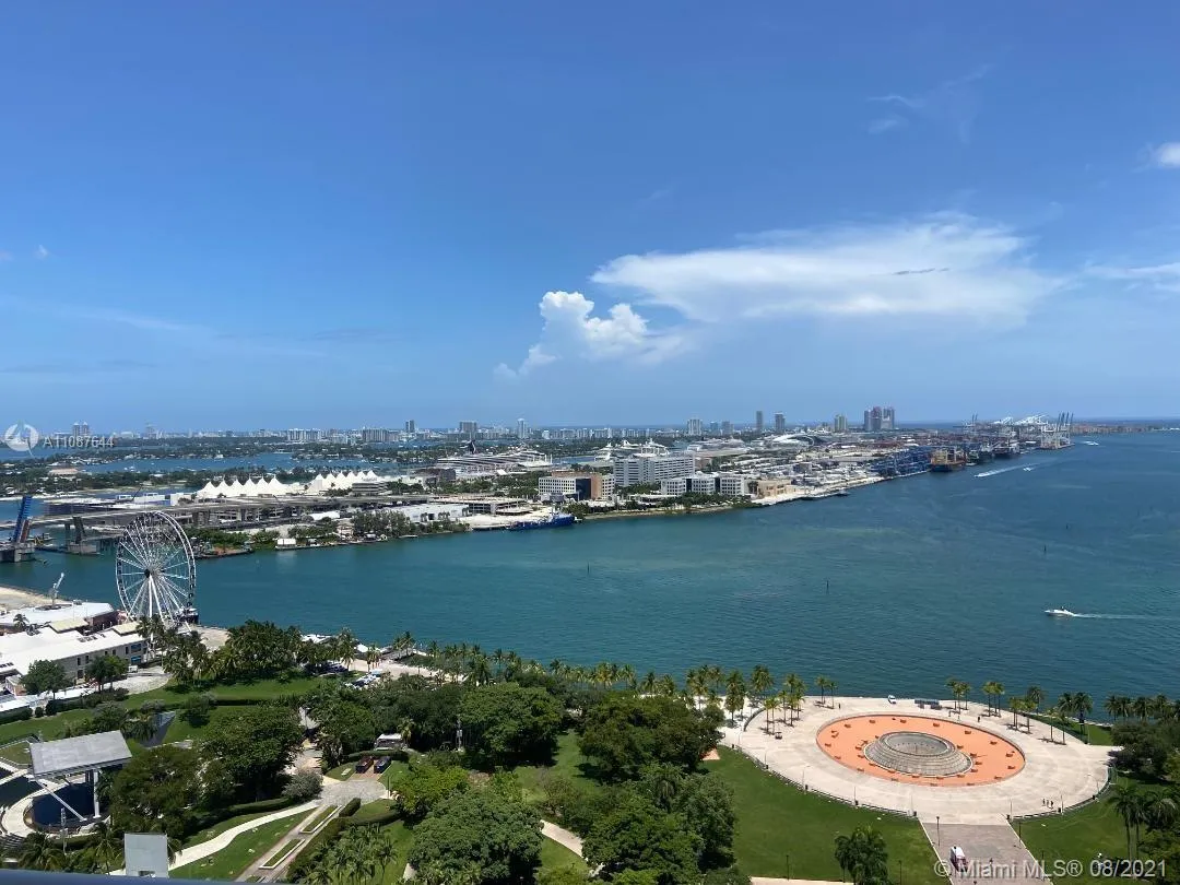 2 bedroom 2 bath for sale at 50 Biscayne Blvd # 3006, Miami FL 33132