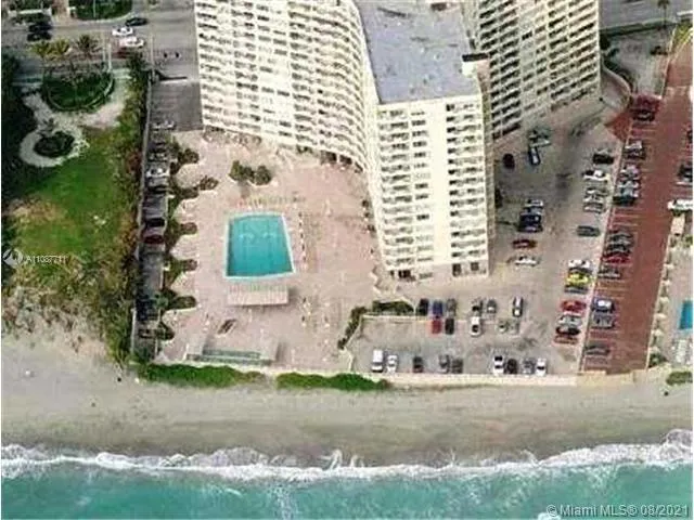 3180 S Ocean Dr # 810, Hallandale Beach FL 33009