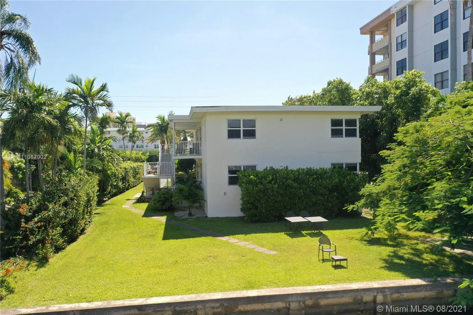 9700 W Bay Harbor Dr, Bay Harbor Islands FL 33154