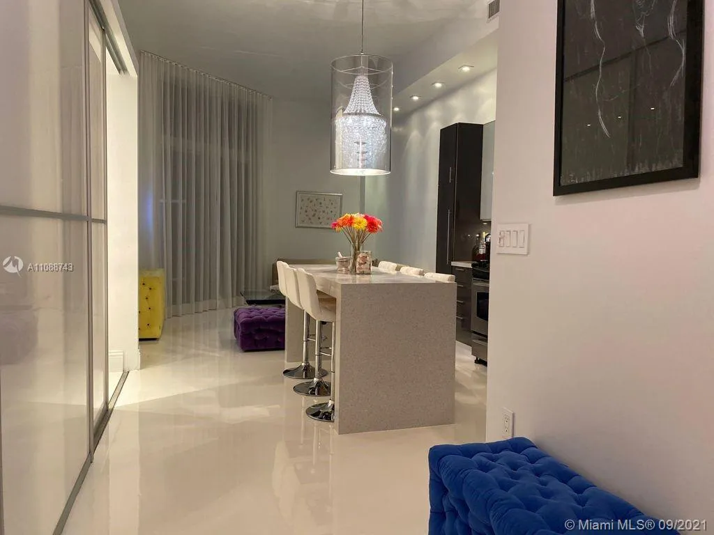 2001 Meridian Ave # 525, Miami Beach FL 33139