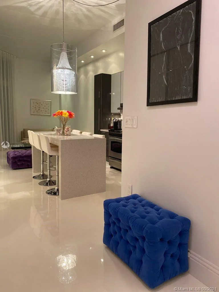 2001 Meridian Ave # 525, Miami Beach FL 33139