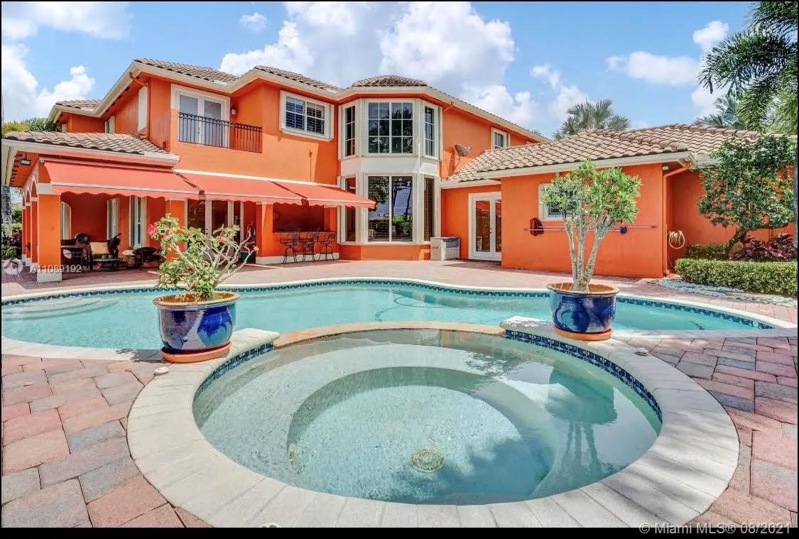 5 bedroom 4 bath for sale at 14403 S Jockey Cir S, Davie FL 33330