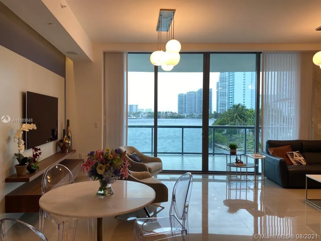 3300 NE 188th St # 212, Aventura FL 33180
