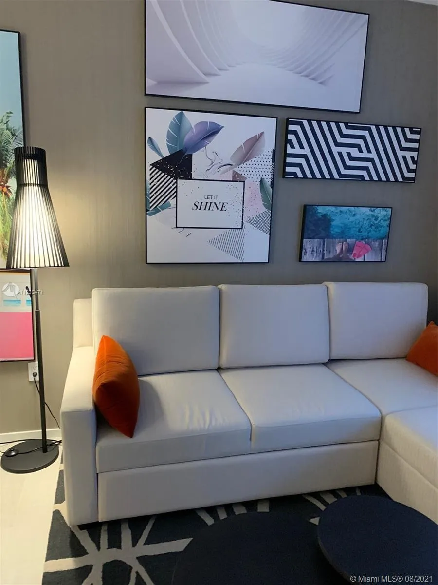 4010 S Ocean Dr # R903, Hallandale Beach FL 33019