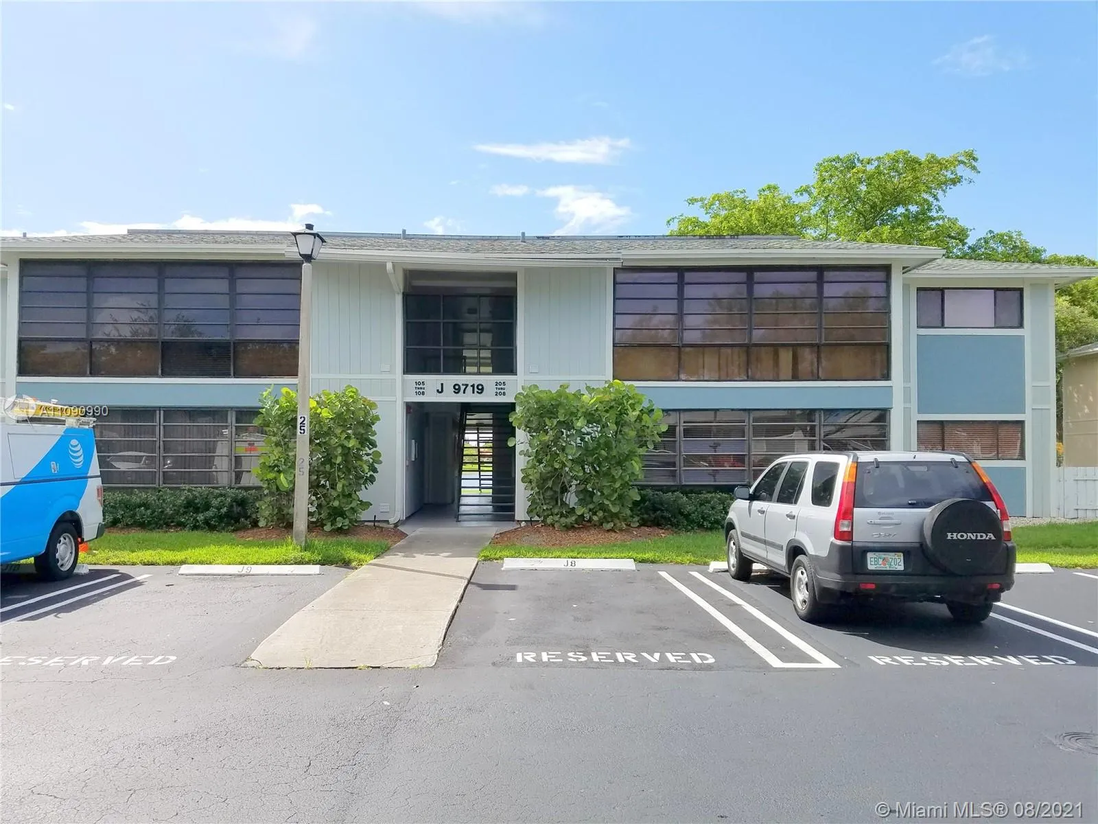 9719 HAMMOCKS BL # 207, Miami FL 33196