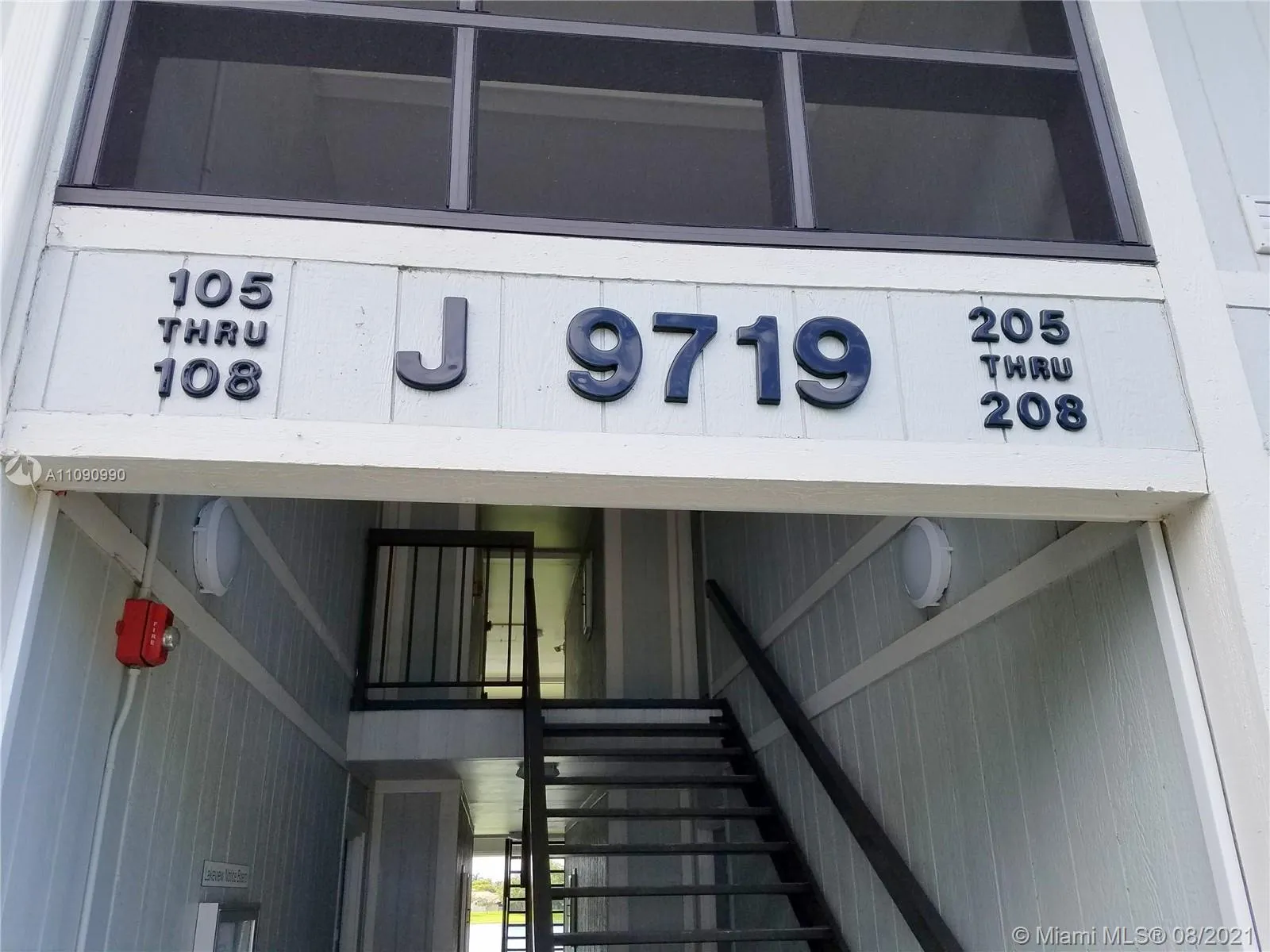 9719 HAMMOCKS BL # 207, Miami FL 33196