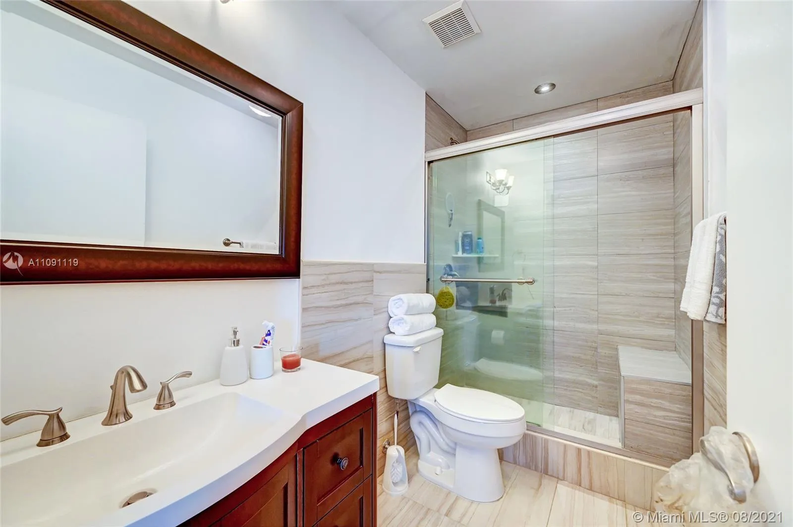 2 bedroom 2 bath for sale at 885 SW 113th Way # 885, Pembroke Pines FL 33025